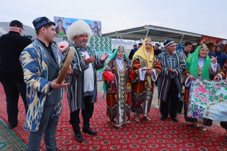 “Navoiyuran” davlat korxonasida navroʻz sayillari yuqori kayfiyatda oʻtkazildi