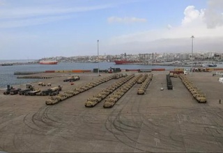 ОАВ: Трамп Украинага қурол етказиб берувчи Грециядаги базани ёпмоқда