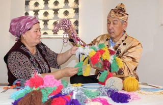 Қараүй соғыў өнерин әўладтан-әўладқа жеткерип киятырған шымбайлы уста