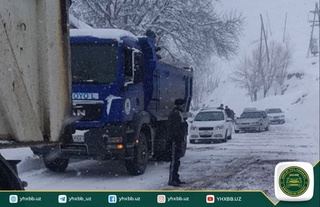 «Тахтиқорача» довонида автотранспорт воситаларининг ҳаракати тикланди