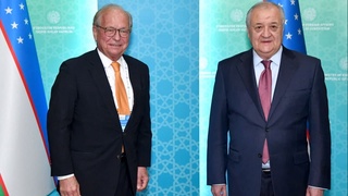 Мюнхен хавфсизлик конференцияси раиси билан учрашув