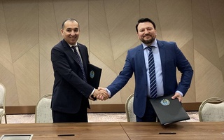 Агентии «Ўзбеккосмос» бо ширкати бритониоии OneWeb меморандуми ҳамкорӣ имзо кард