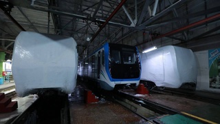 Ба Тошканд вагонҳои нави мутаҳаррики метро расиданд