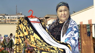 Народные умельцы: от национальной одежды до макетов самолетов