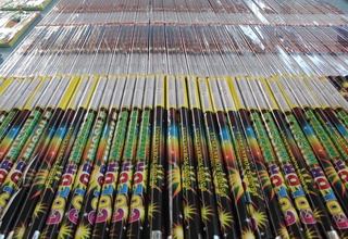 Bojxonachilar Buxoroda 1 milliard so'mlik pirotexnika vositalarining yashirin oldi-sotdisini fosh qilishdi