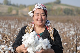 Кўксимда "Қишлоқ хўжалиги фидойиси" нишони!