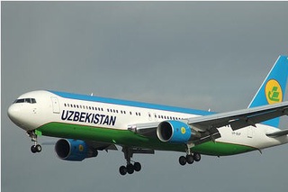 "UzAirways"га тегишли самолёт дўл сабаб шикастланди