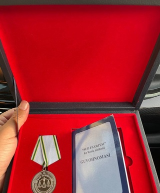 Бухоро ва Қашқадарё вилоятлари фахрий судьялари тақдирланди