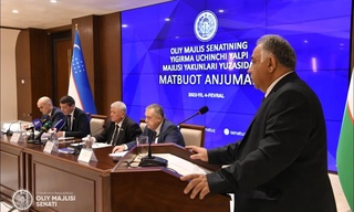 Сенаттың жалпы мәжілісінің  аяқталуына байланысты баспасөз конференциясы өтті