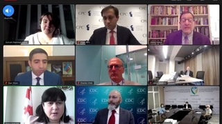 Америкалик эпидемиологлар: “Фақат биргаликдаги саъй-ҳаракатларимиз билан коронавирусни енгишимиз мумкин”