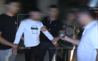 19 ёшли қизнинг суратларини тарқатиш билан қўрқитган товламачи ушланди