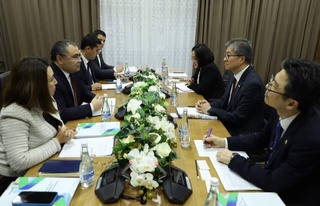 Инновацион ривожланиш вазири Корея Республикаси элчиси Ким Хи Санг билан учрашди