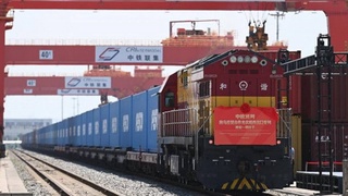 Первый в 2025 году грузовой поезд «Китай - Европа» отправился из Сианя в Ташкент