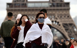 Франция COVID туфайли чегараларни қайта ёпиши мумкин