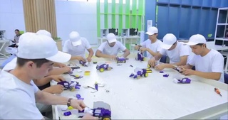 Өзбекстанлы студентлер бир ўақыттың өзинде 2 мың робот жасап Гиннес рекордын жаңаламақшы