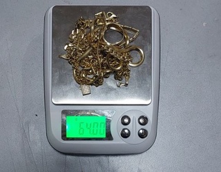 Buxoro aeroportida tilla taqinchoqlarni yashirincha olib oʻtish holatlari aniqlandi