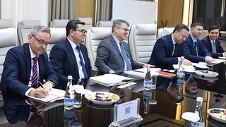 «Узбекнефтегаз»: проведена встреча с президентом американской компании «Honeywell UOP»