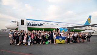 Ukrainalik bolalar dam olish va reabilitatsiya uchun Toshkentga keldi