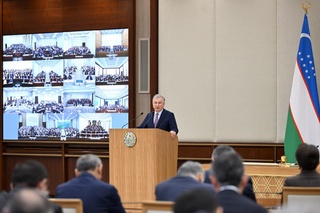 Bandlik rejasi 15 ta tumanda toʻliq bajarilmagani tanqid qilindi