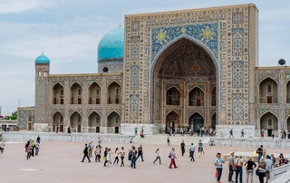 Ҳиндстанлы бир топар белгили блогерлер Өзбекстанға келеди