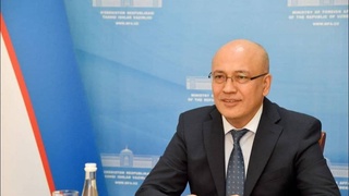 Фуркат Сидиков провел переговоры с Специальным представителем МИД Японии