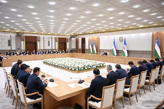 Hududlarning “master rejasi”ni ishlab chiqish boʻyicha boshqa viloyatlar hali masalani ichiga kirmagani tanqid qilindi