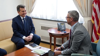 Xalqaro darajadagi dasturlarni AQSH bilan birgalikda amalga oshirish boʻyicha takliflar berildi