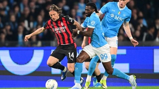 «Наполи» с Де Брейне выиграл у «Милана» с Модричем