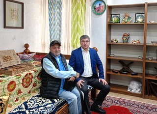 Дар Теҳрон дурнамои ҳамкориҳои филмсозони Ӯзбекистон ва Эрон баррасӣ шуд