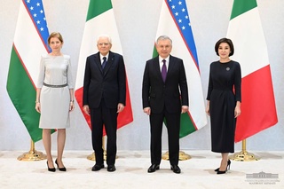 Президент Италии торжественно встречен в Куксарое