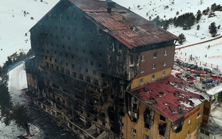 A hotel in which a fire occurred will be demolished in Turkey