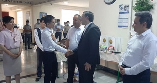 Беҳзод Мусаев ҳамда Шерзод Шерматов меҳрибонлик уйида бўлди