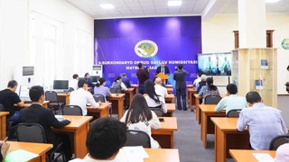 Ёшлар, журналист ва блогерлар сайлов участкалари билан танишди