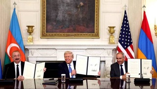 Президенты Армении и Азербайджана подписали декларацию об урегулировании конфликта