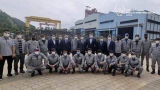 Вазир Кореяда меҳнат қилаётган юртдошларимиз билан учрашди