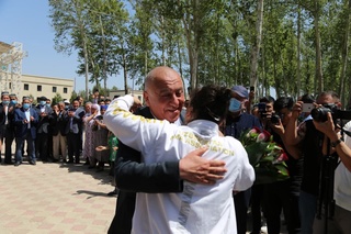 “Устозлар боғи”да чемпион қиз шарафига тантанали қутлов тадбири уюштирилди