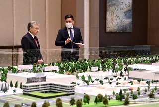 Президент Ташкент қаласында жоспарланған құрылыс және абаттандыру жұмыстарының таныстырылымына қатысты