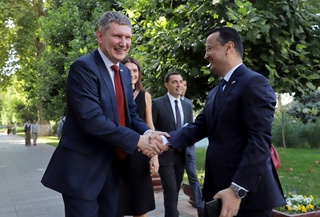 Узбекистан и Россия обсудили возможности ускорения темпов развития двусторонних торгово-экономических отношений