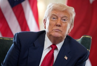 Трамп Украинадаги урушга 8 августгача барҳам бермоқчи