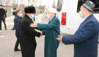 Тожикистон ва Афғонистоннинг таниқли уламолари юртимизга келди