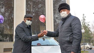 Санитарно-эпидемиологической службе передано 16 автомобилей