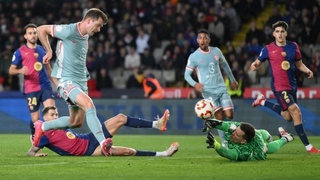 «Барселона» на Олимпийском упустила фору в два мяча от «Атлетико»