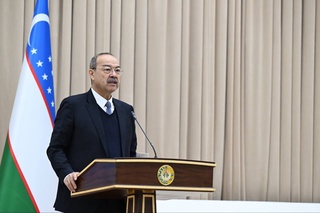 Erkinjon Turdimov Sirdaryo viloyati hokimi vazifasini bajaruvchi etib tayinlandi