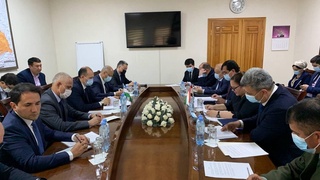 Обсуждены перспективы развития сотрудничества с Таджикистаном в сфере транспорта