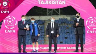 Футбол: знай наших