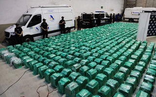 Spain has found the largest shipment of cocaine in bananas