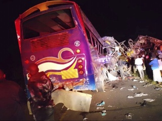 В Уганде в ДТП с автобусами погибли 63 человека