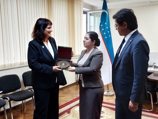 Инсон ҳуқуқлари бўйича Омбудсман АҚШнинг Халқаро диний эркинлик бўйича комиссияси делегацияси билан учрашди