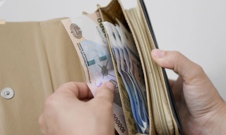 Биринчи февралдан кимнинг маоши 10 % ошади?