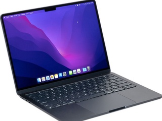 Apple биринчи марта анъанасини бузди